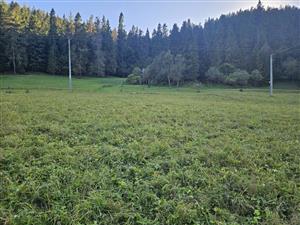 Pohľad na TML zospodu od cesty.