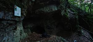 Jazvinská jaskyňa vstup