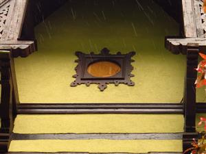 upchaté vetracie otvory, v minulosti využívané netopiermi