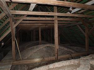 podkrovie kostola v Slopnej