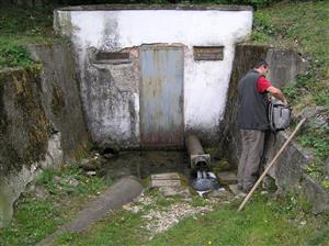 nefunkčný vodárenský objekt