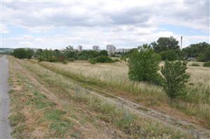 pohľad na širší stred polygónu