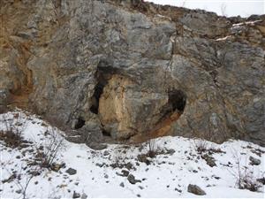 Vstupný otvor do jaskyne