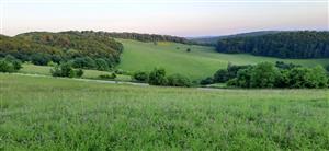 pohľad smerom na starý hrad