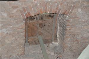 uzatvorenie vletových otvorov