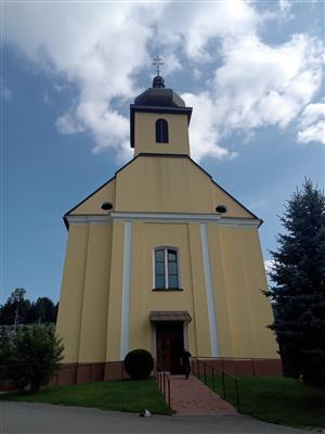 kostol s letnou kolóniou
