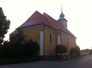 Váhovce, kostol