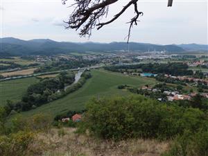 pohľad zo Šibeničného vrchu nad Žiarom nad Hronom