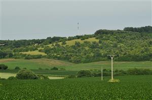 Celkový pohľad z diaľky na lokalitu