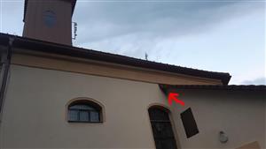detail na výletový otvor